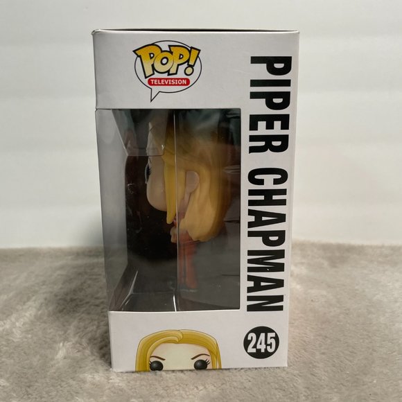 Orange is the New Black Piper Chapman Funko POP! #245 - Picture 4 of 11